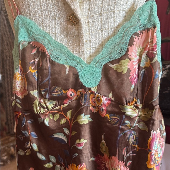 Gold Hawk Silk Cami Lace Border, Washable Silk. NWT - Picture 2 of 4